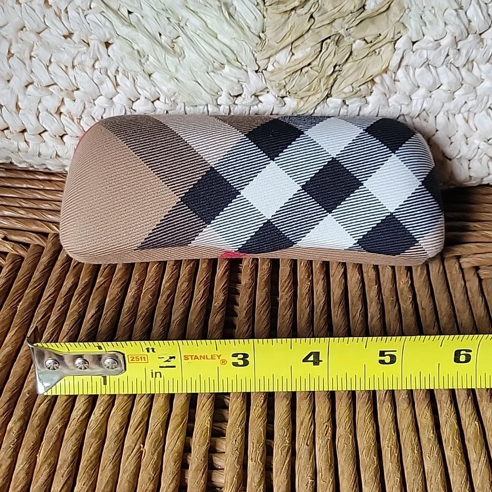 Burberry hard eyeglass/sunglass case
